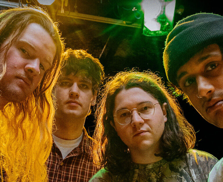 Soul Blind “Red Sky Mourning”: Nineties Shadows, Modern Noise